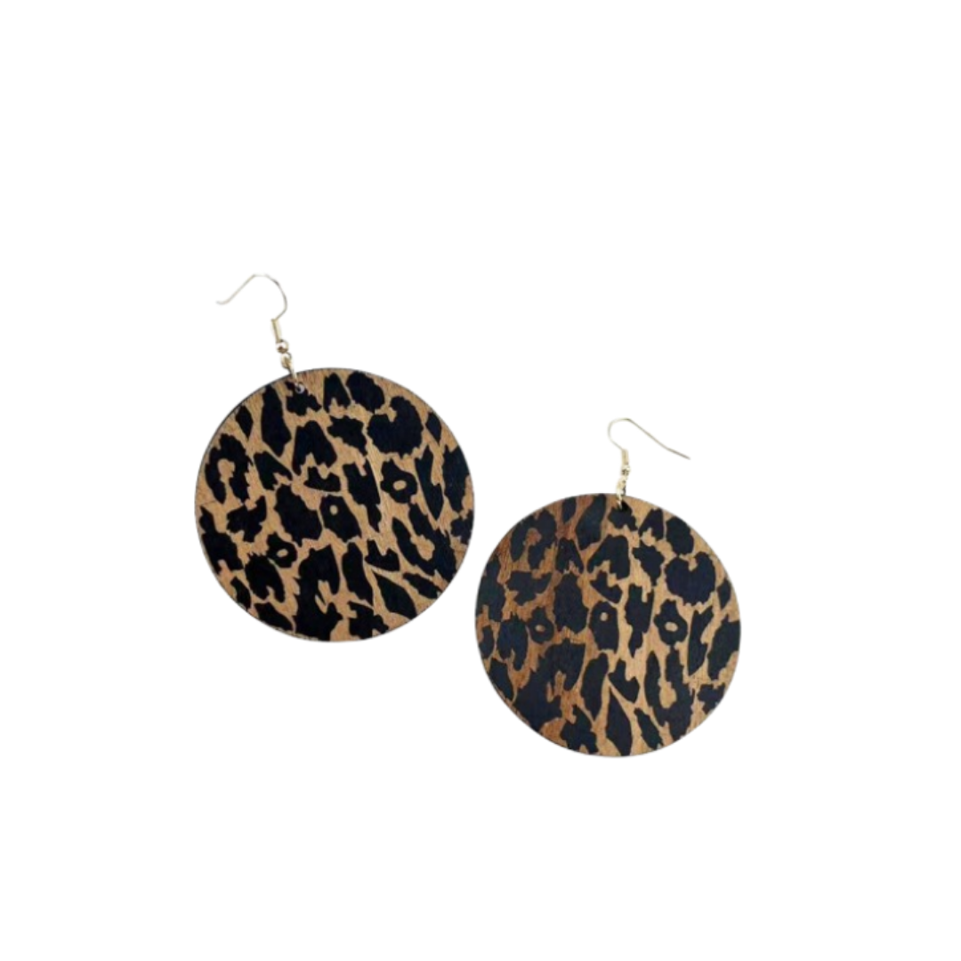 🐆 Pendientes Redondos Estampado Leopardo – ¡Actitud salvaje y con estilo!