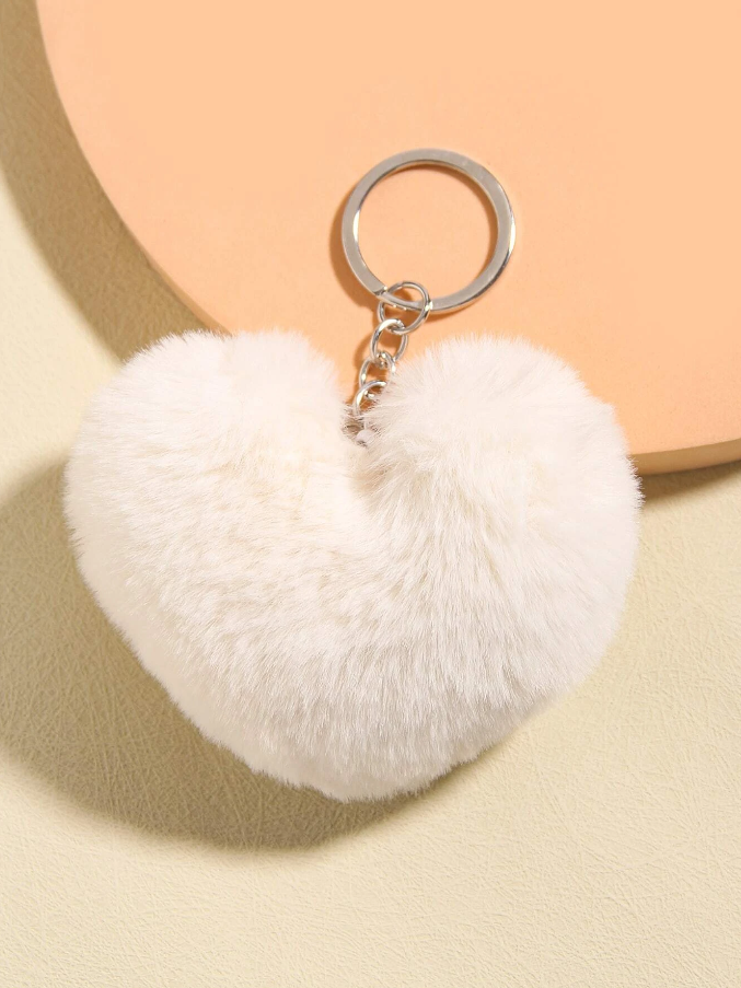 Llavero con Corazón de Felpa