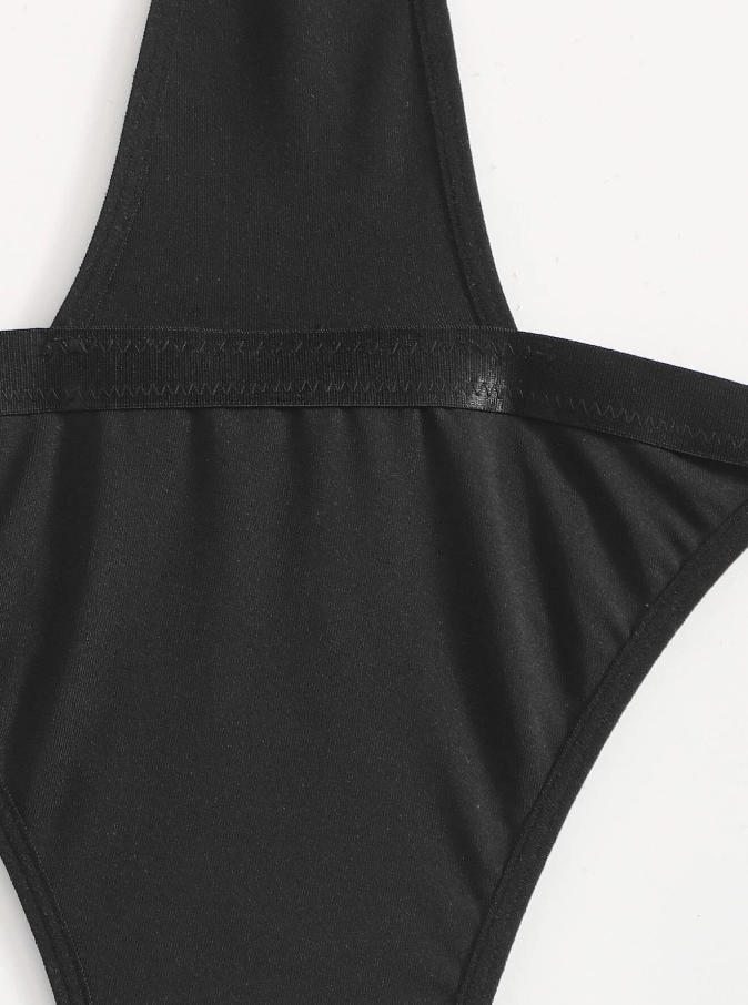 Body Negro con Aberturas Elegantes