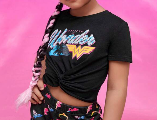Camiseta Crop Wonder - Negro