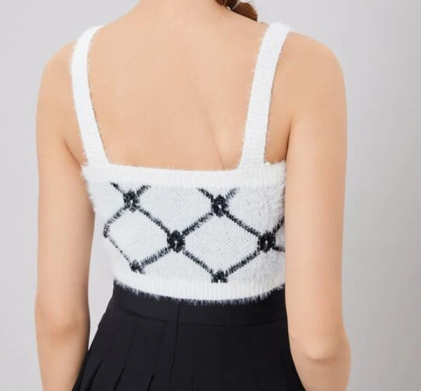 Crop Top Blanco de Estilo Casual con Estampado Geométrico