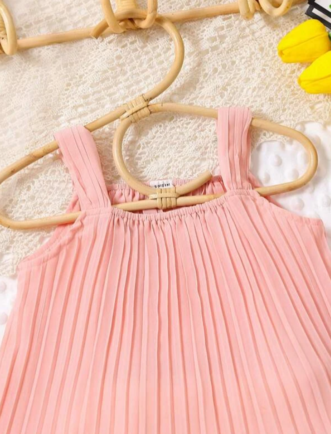 Conjunto de Top con Tirantes y Shorts para Chicas