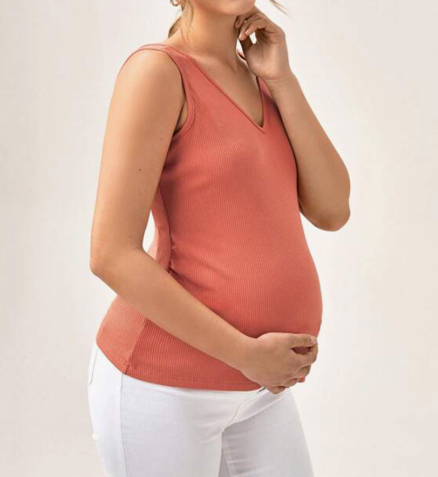 Top de Maternidad con Escote en V en Rosa Coral