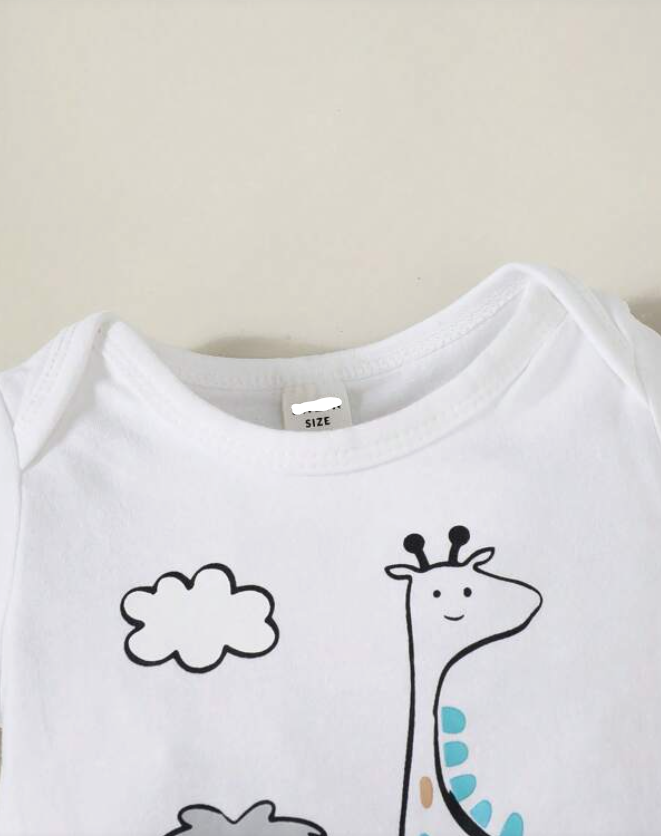 Conjunto de Bebé con Estampado de Dibujos Animados