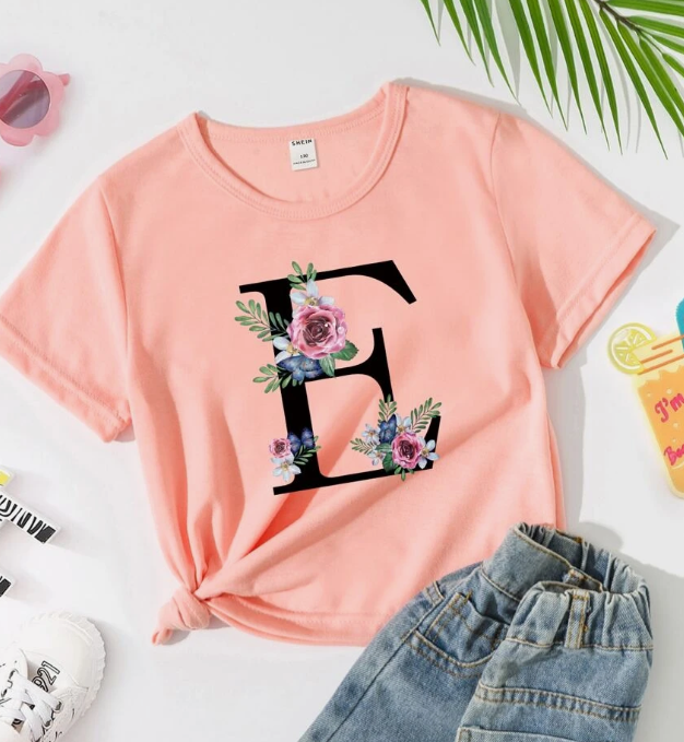 🌸 Polera Infantil Letra "E" con Detalles Florales