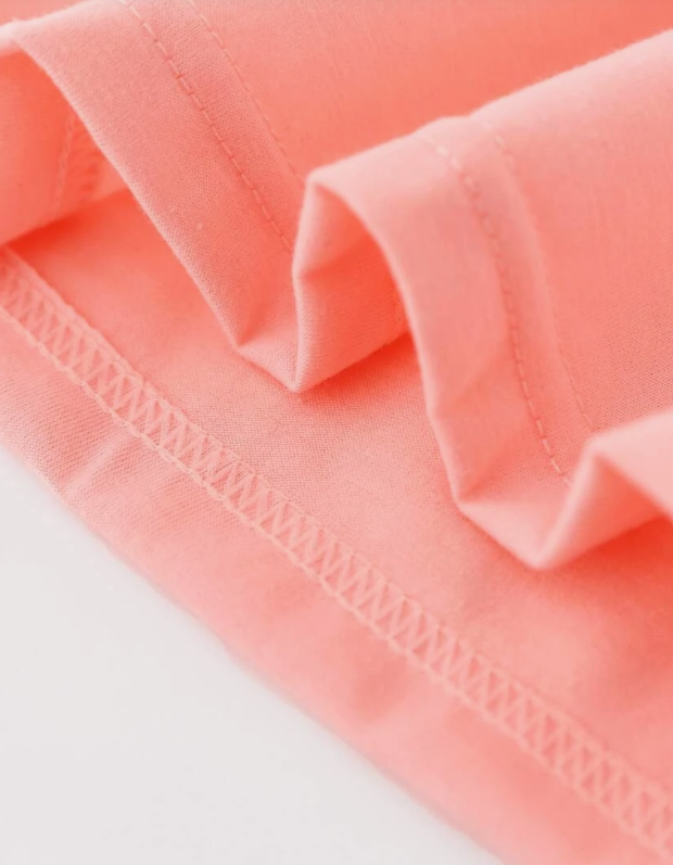 🌸 Polera Infantil Letra "E" con Detalles Florales
