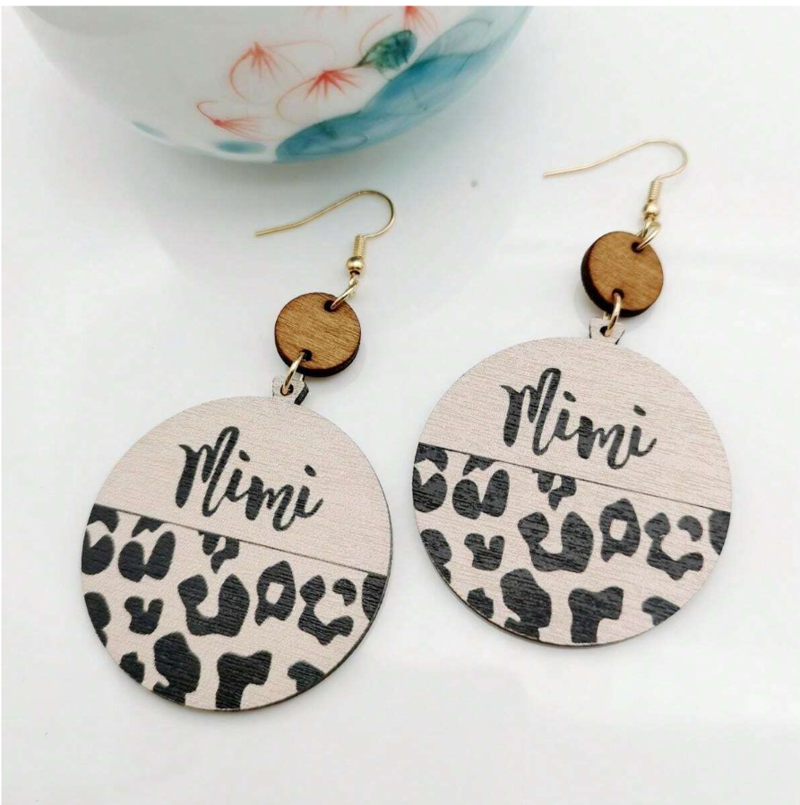 🌿 Aros de Madera "Mimi" con Estampado Animal Print – Estilo Original y Artesanal