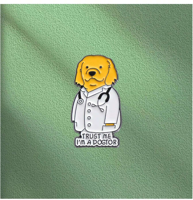 Pin de perro doctor