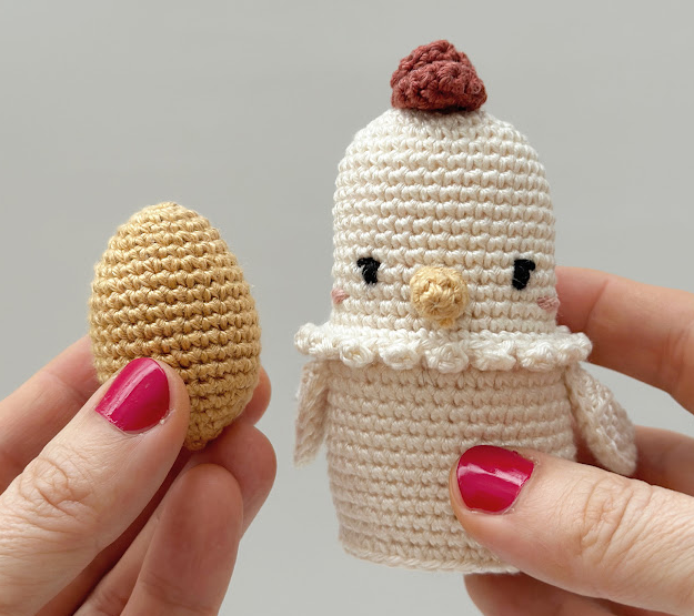 🐔 Gallinita con Huevo – Amigurumi Campestre Hecho a Mano
