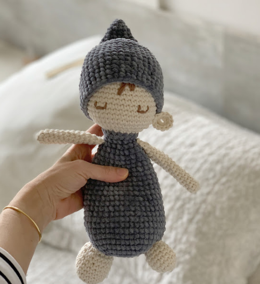 😴 Muñeco Dormilón – Amigurumi de Siesta Hecho a Mano