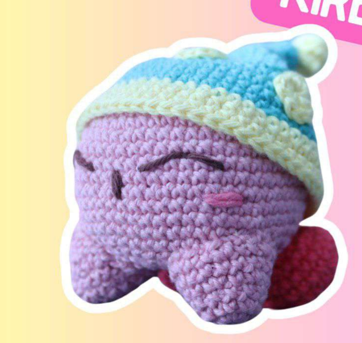 ⭐ Kirby Dormilón con Gorro Nocturno – Amigurumi Hecho a Mano
