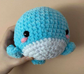 🐋 Ballena Azul de Peluche – Amigurumi Hecho a Mano