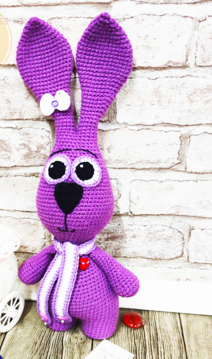 🐇 Conejo Lila – Amigurumi Hecho a Mano