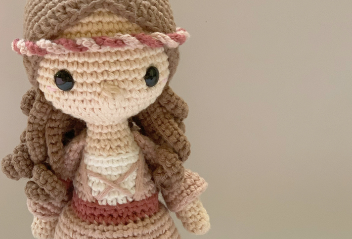 👗 Julieta – Amigurumi Hecho a Mano
