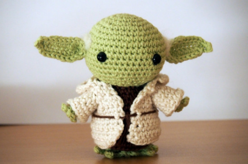 🛡️ Maestro Yoda – Amigurumi Hecho a Mano