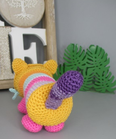 🐱 Amigurumi Gatito Multicolor – Hecho a Mano