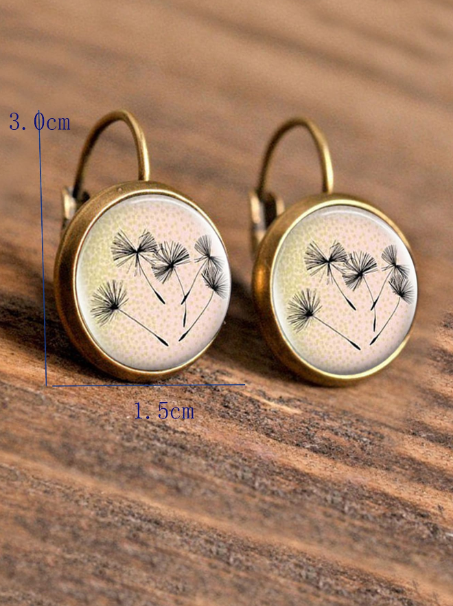 🌬️ Pendientes Bohemios – Diseño Redondo con Ilustración de Diente de León