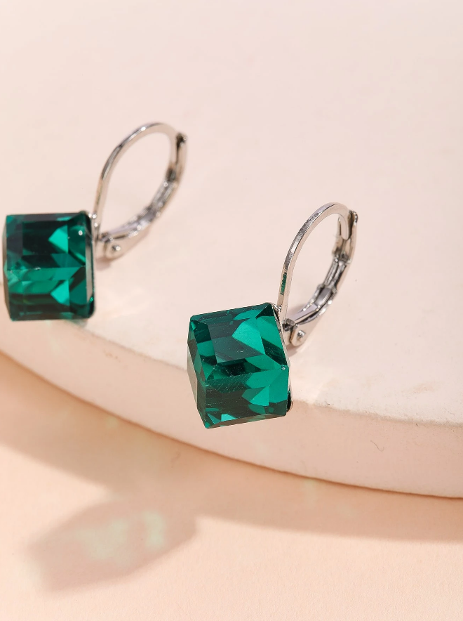 💚 Pendientes Geométricos – Cristal & Marco Irregular