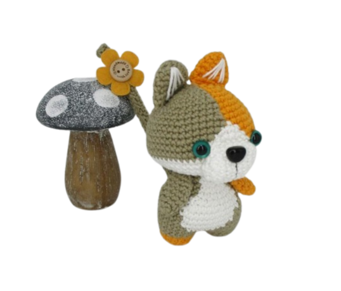 🐱 Amigurumi Gatito con Flor – Hecho a Mano