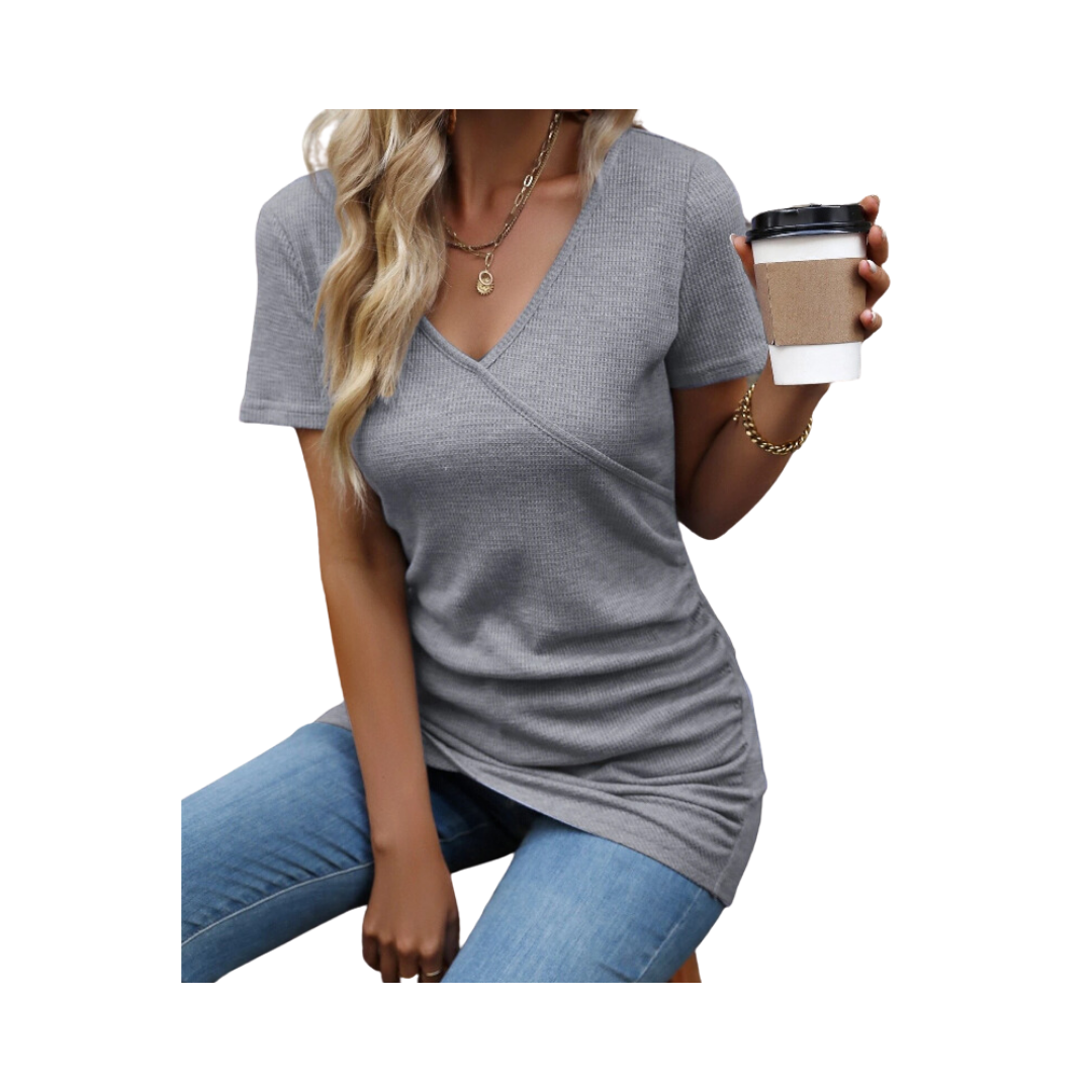 Top Gris Casual con Diseño Envolvente