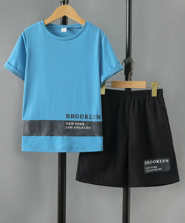 Conjunto Deportivo Azul con Estampado "Brooklyn"