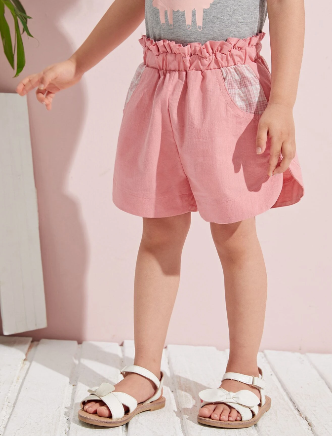Short Rosa Pálido con Bolsillos