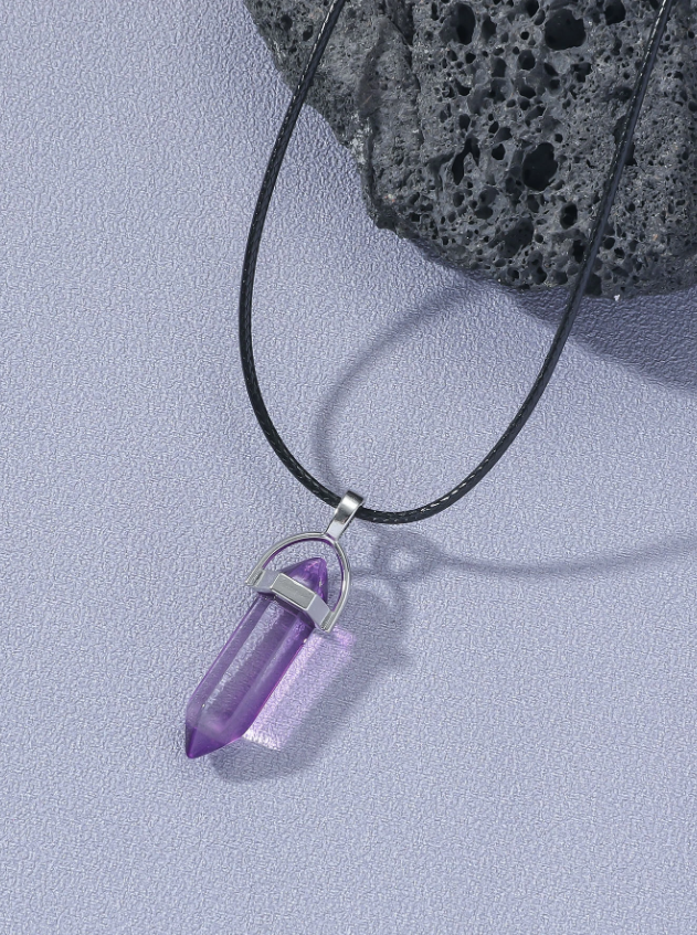 🔷 Collar Geométrico para Hombre – Diseño Minimalista & Cristal de Vidrio