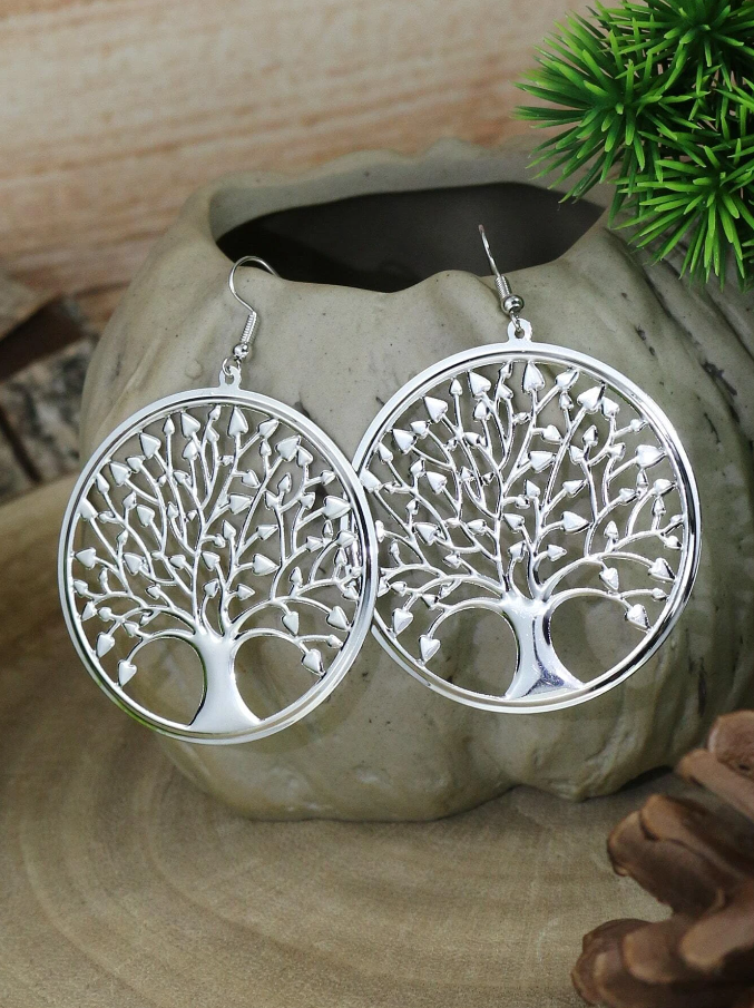 Pendientes Plateados con Diseño de Árbol de la Vida