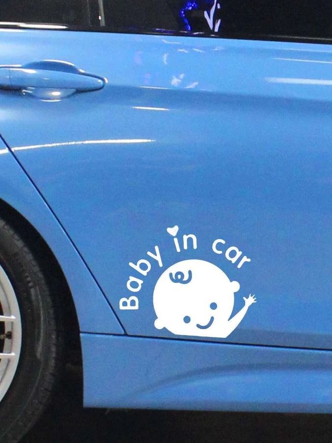 👶 Sticker “Baby in Car” – Diseño Tierno & Mensaje de Seguridad
