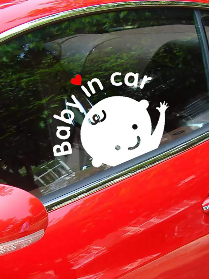 👶 Sticker “Baby in Car” – Diseño Tierno & Mensaje de Seguridad