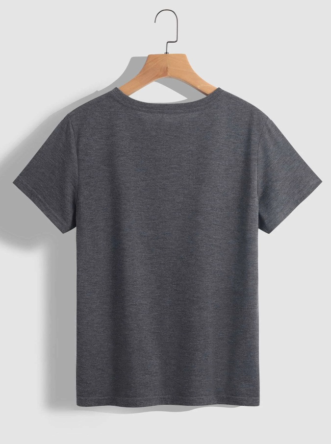 Camiseta Gris Oscuro con Estampado Floral y Letras