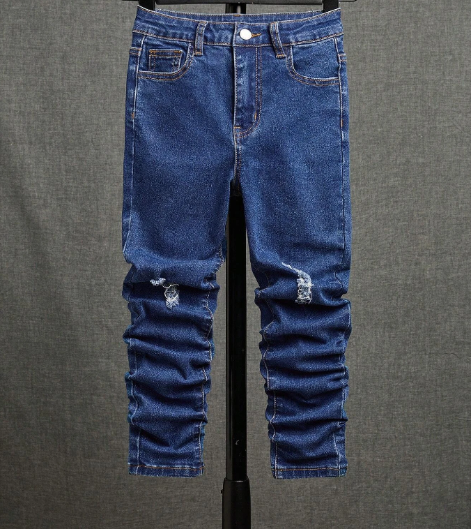 Jeans Ajustados con Detalles Rasgados