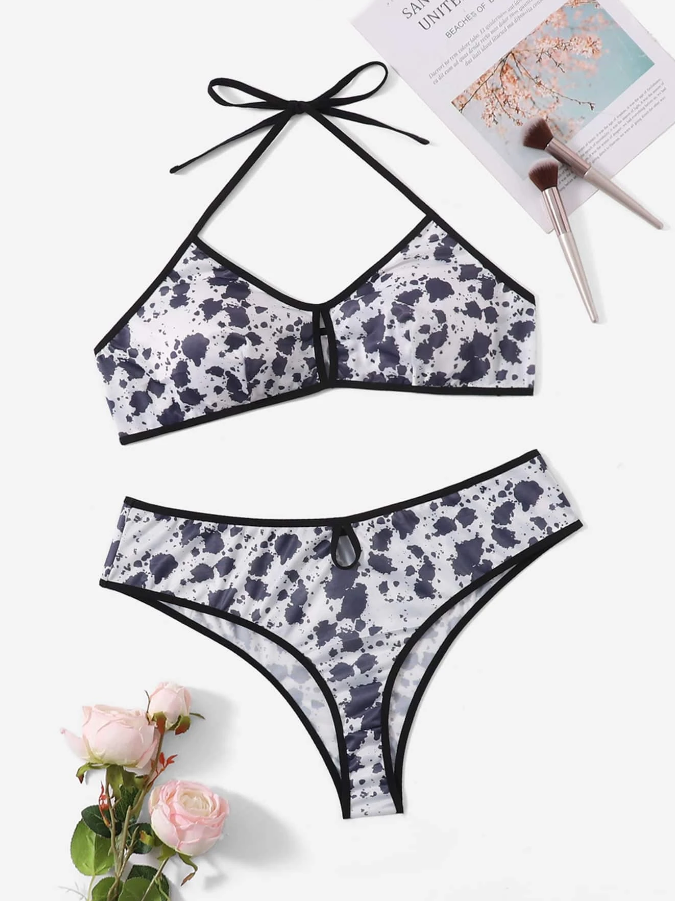Set de Lencería Blanco y Negro con Estampado Abstracto