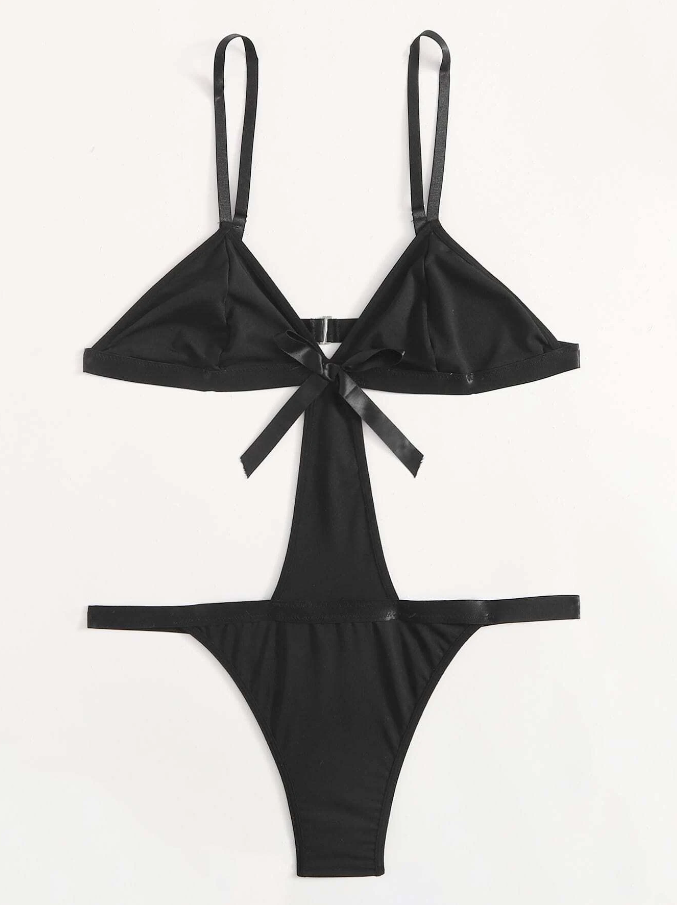 Body Negro con Aberturas Elegantes