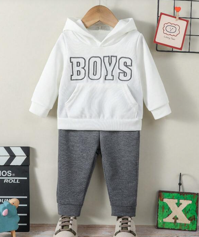 Conjunto de Sudadera y Pantalones Deportivos "BOYS"