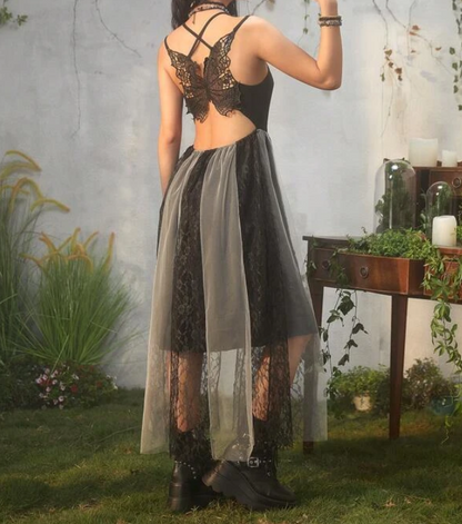 Vestido Largo con Encaje y Apliques de Mariposa - Negro