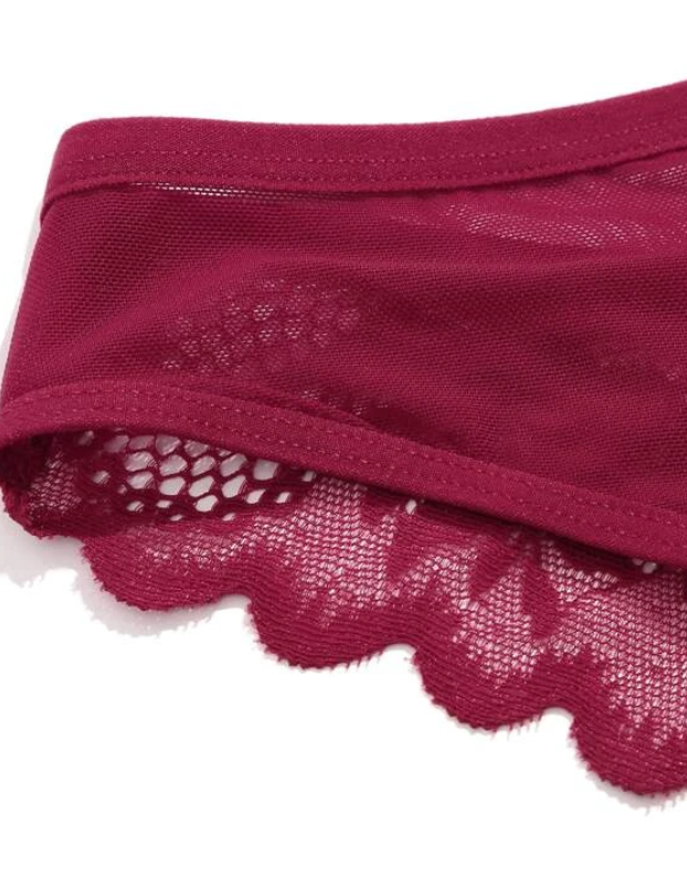 Tanga Burdeos con Transparencias - Elegancia y Sensualidad