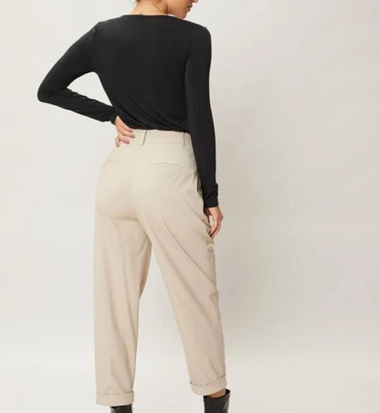 Blusa Negra con Fruncido