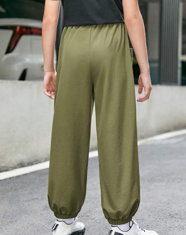 Jogger Casual con Detalles - Verde Militar
