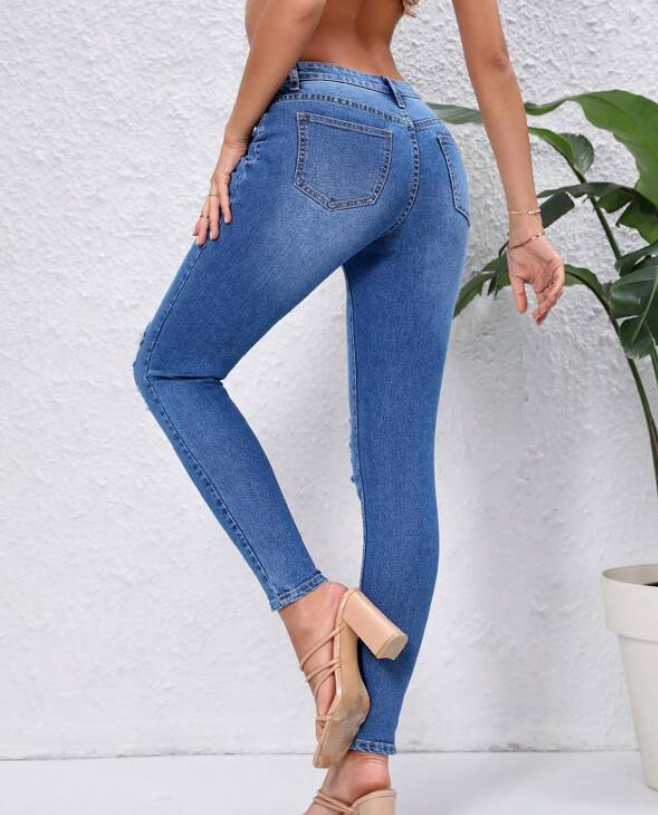 Jeans Ajustados Azul Lavado Medio