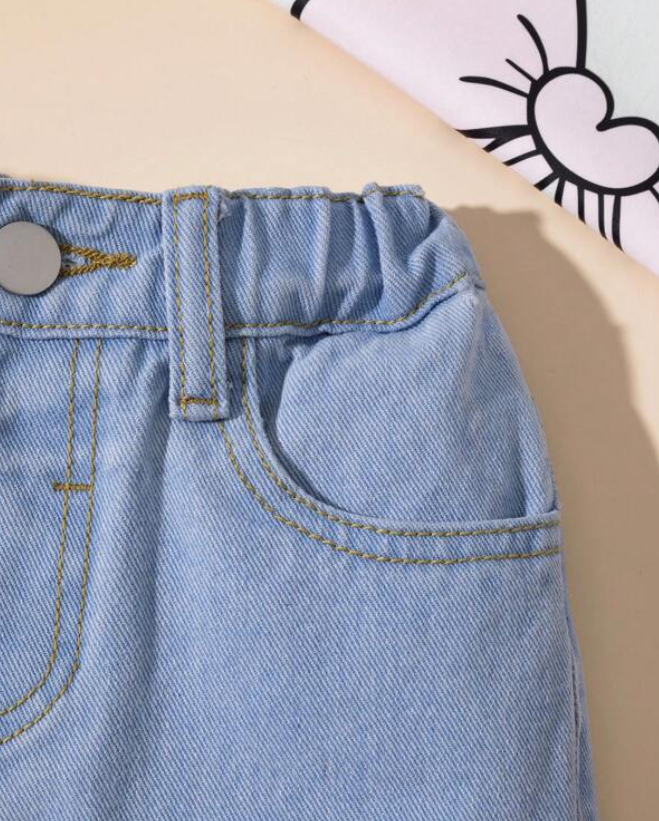 Pantalón de Mezclilla con Estampado de Mariposas