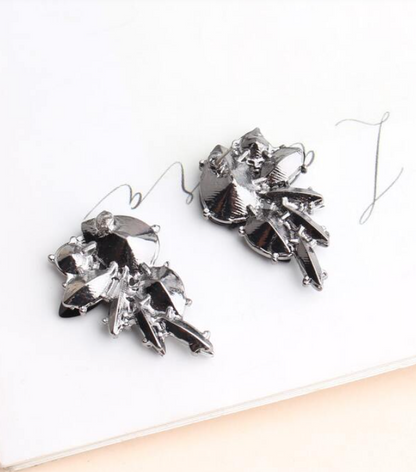 Pendientes Elegantes Blanco y Negro