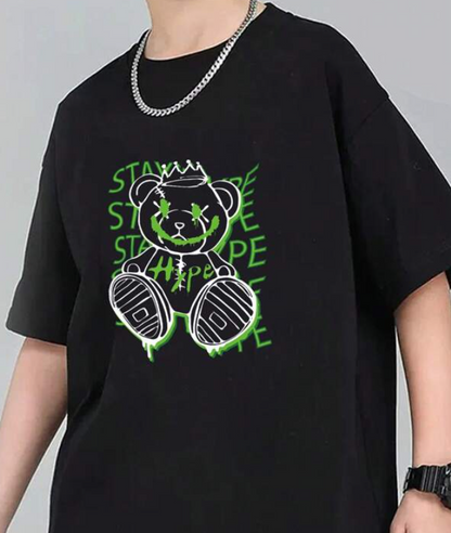 Camiseta Oversize con Estampado de Oso y Letras - Color Negro