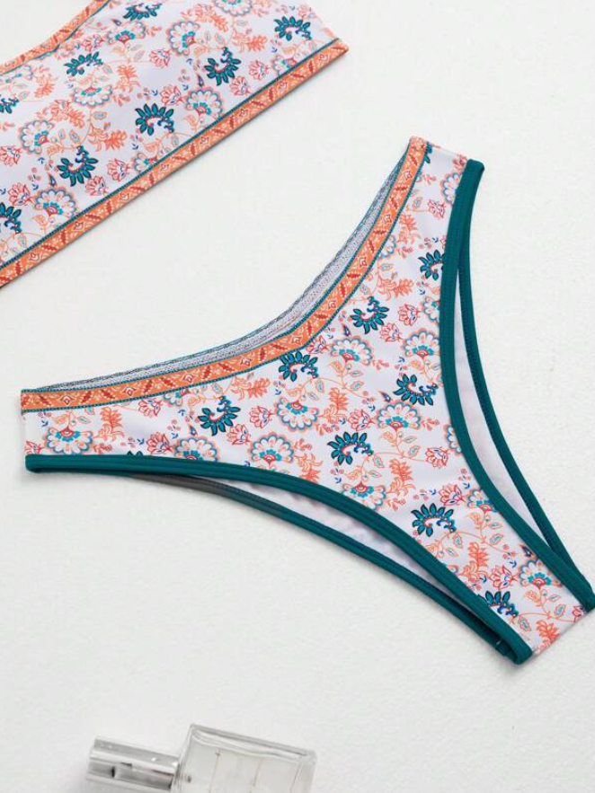 Bikini Floral de Tirantes Finos - Estilo Bohemio