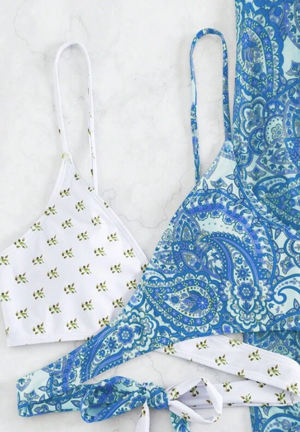Conjunto de Bikini con Pareo Estampado Paisley - Azul