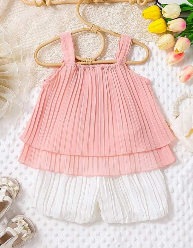 Conjunto de Top con Tirantes y Shorts para Chicas