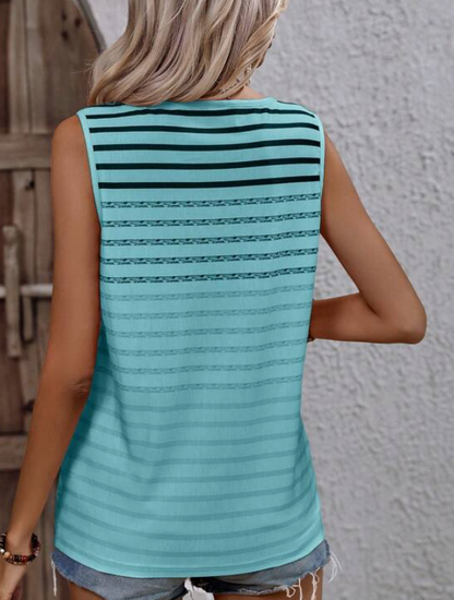 Blusa Sin Mangas Celeste con Rayas y Escote en V 💙✨