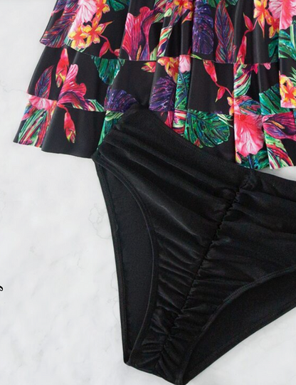 Bikini Halter con Estampado Tropical y Volantes ✨