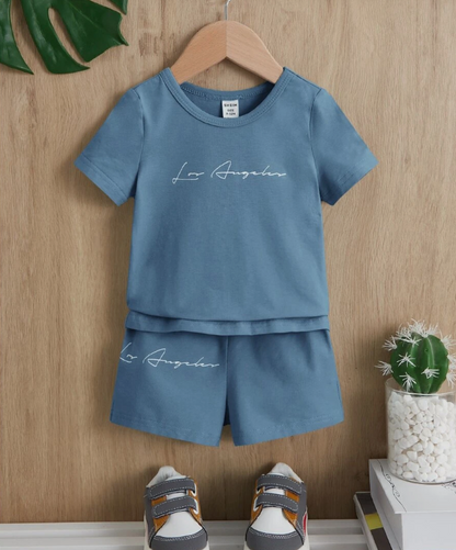Set de Camiseta y Shorts Deportivos para Chicos - Neblina Azul
