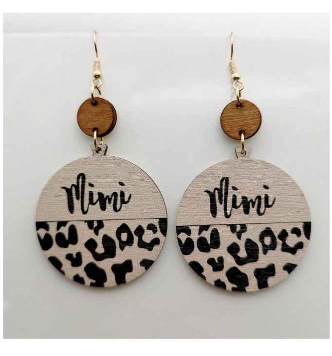 🌿 Aros de Madera "Mimi" con Estampado Animal Print – Estilo Original y Artesanal